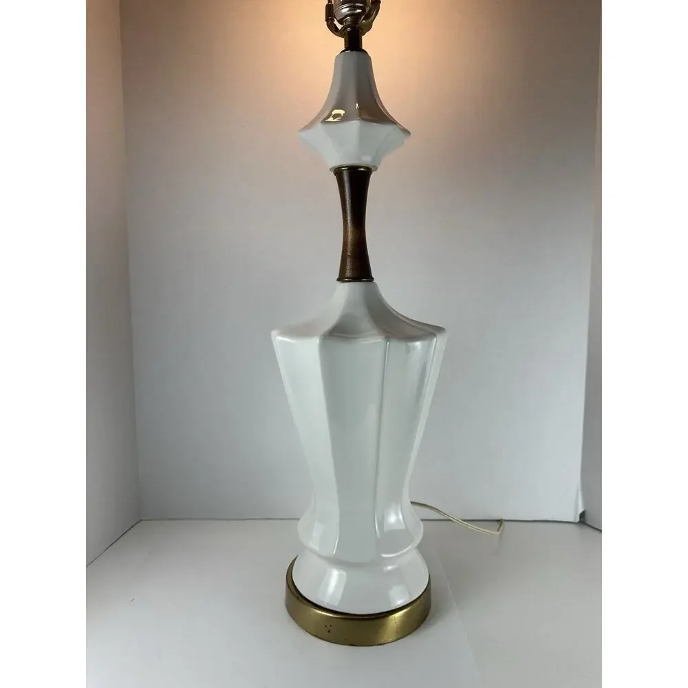 40s Vtg Milk Glass & Brass Table Lamp 32